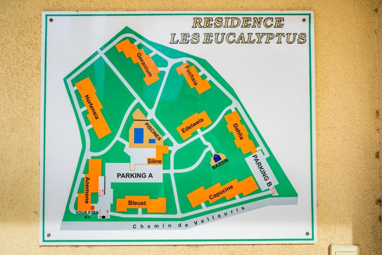 Spacious Apartment At A 5 Min Walk From The Beach อองทีบส์ ภายนอก รูปภาพ